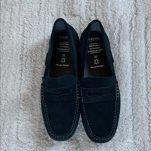 Geox women’s Navy Blue Loafers Driving shoe Size 7 37